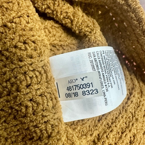 American Eagle Sweater Bundle - Picture 5 of 8